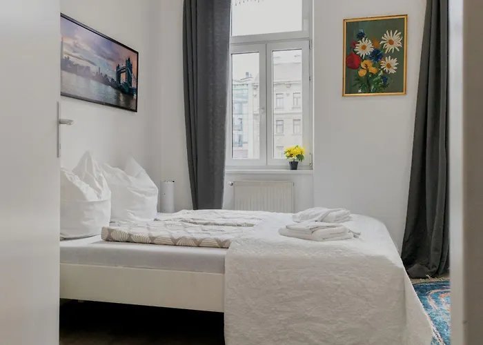 Appartement Bright 1br Flat Near Danube River Millennium Tower *