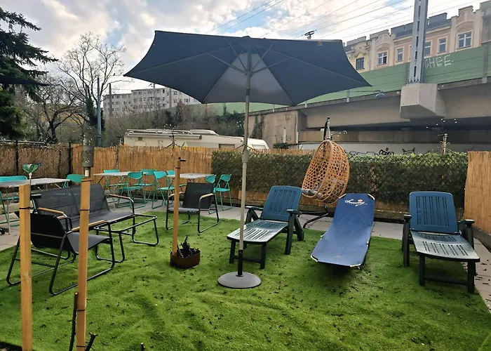 Bright 1br Flat Near Danube River Millennium Tower *